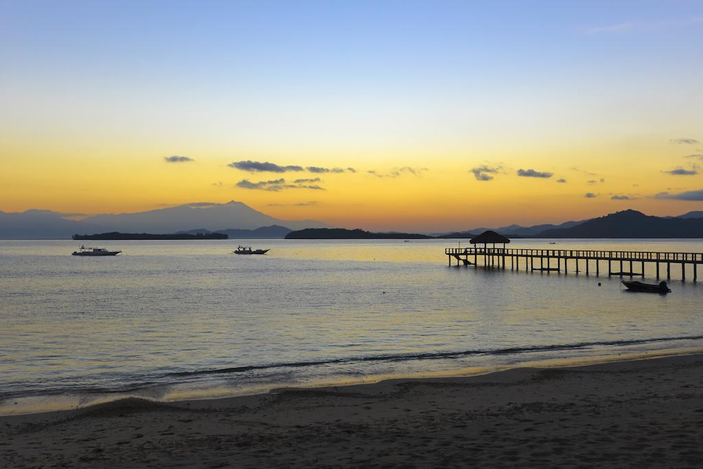 Отель Cocotinos Sekotong Lombok Sekotong Barat Экстерьер фото