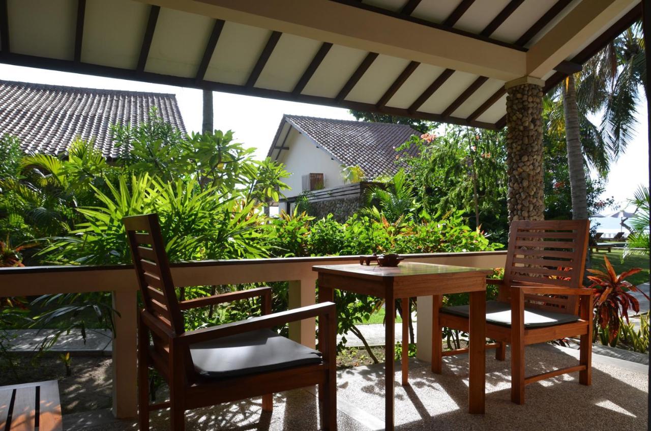 Отель Cocotinos Sekotong Lombok Sekotong Barat Экстерьер фото