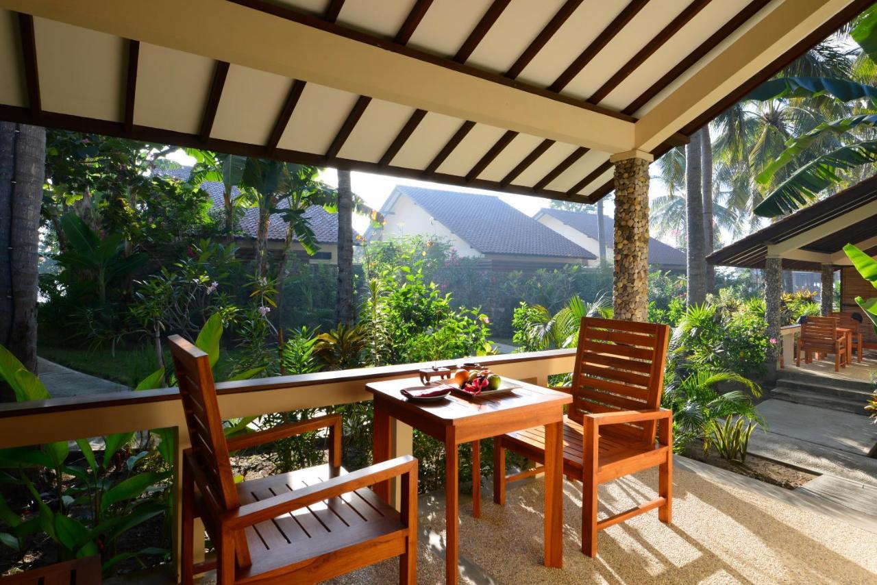 Отель Cocotinos Sekotong Lombok Sekotong Barat Экстерьер фото