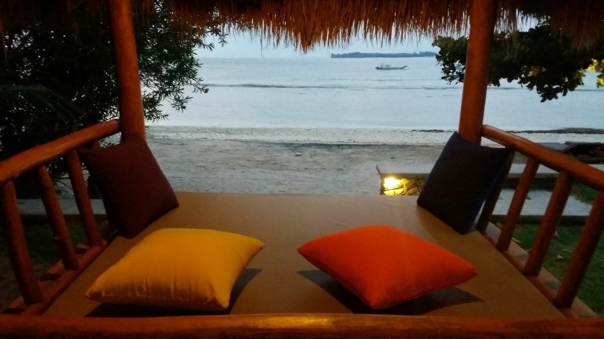 Отель Cocotinos Sekotong Lombok Sekotong Barat Экстерьер фото